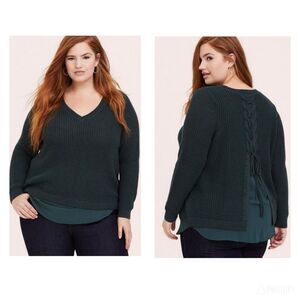 Torrid Pullover Lace-Up Back Tunic Sweater in Green V-Neck Long Sleeve Sz 0 L 12